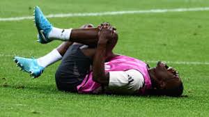 献的英雄 献的英雄